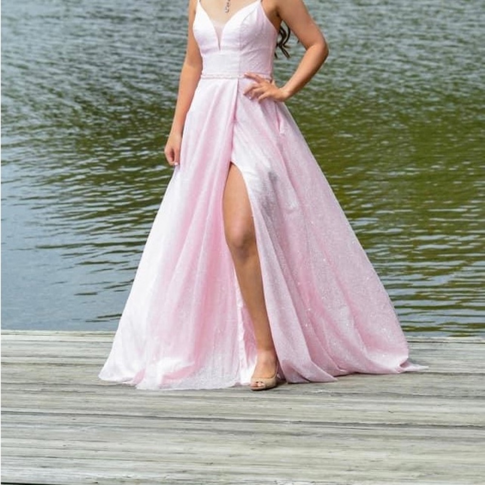 BRAND NEW size 4 Ellie Wilde trunk show one of a kind piece Prom Dress